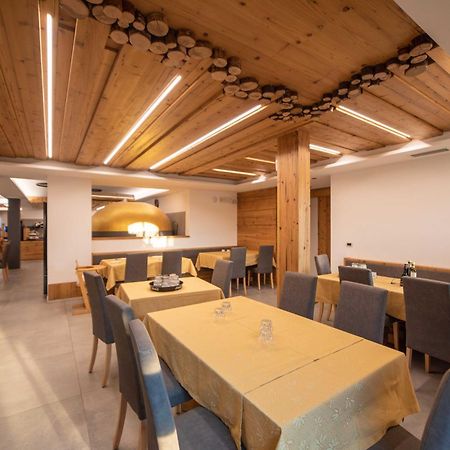 אוסנה Hotel Niagara מראה חיצוני תמונה
