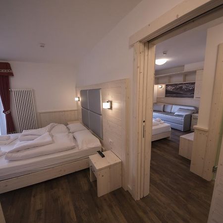אוסנה Hotel Niagara מראה חיצוני תמונה