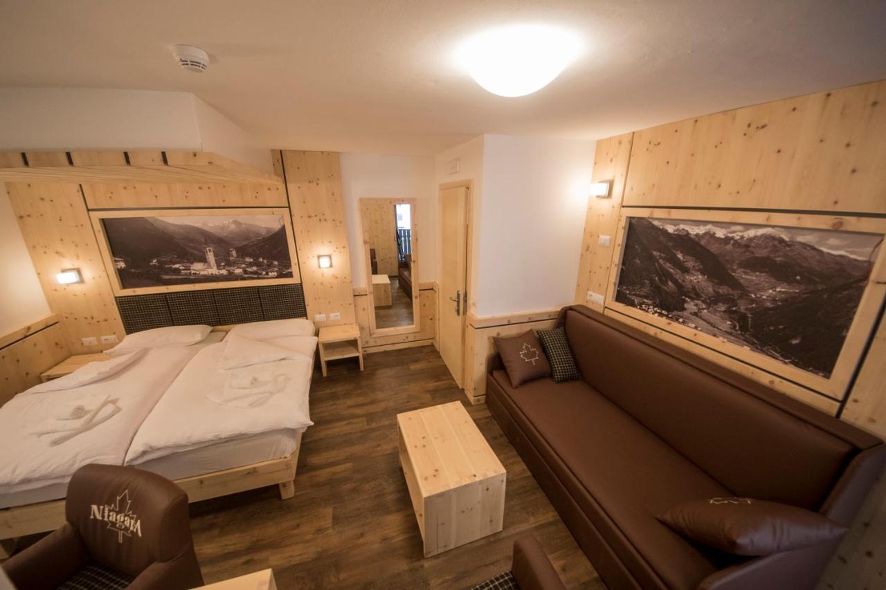 אוסנה Hotel Niagara מראה חיצוני תמונה