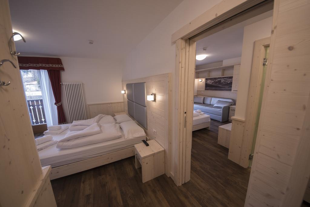 אוסנה Hotel Niagara מראה חיצוני תמונה